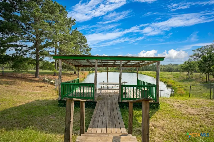 190 Turnaround Road, Seguin, TX 78155 - Image #2