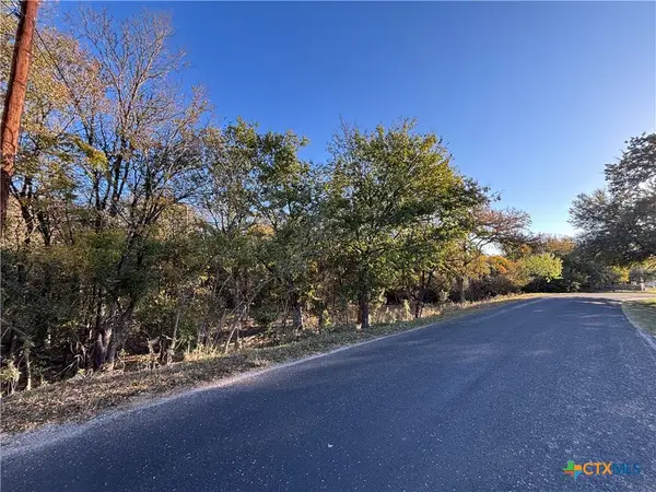 2312 Chisholm Trail, Salado, TX 76571