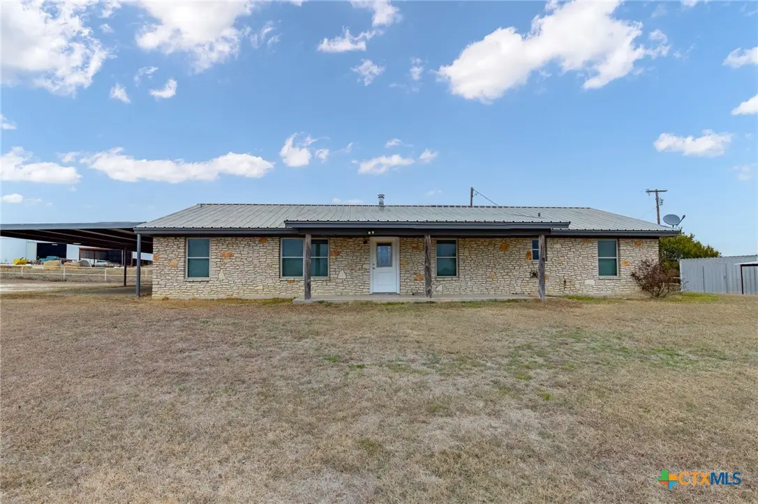 325 Branson Lane, Gatesville, TX 76528 - Image #1