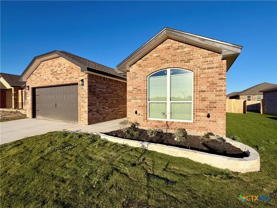2559 Cedar Glen Drive, Belton, TX 76513 - Image #2