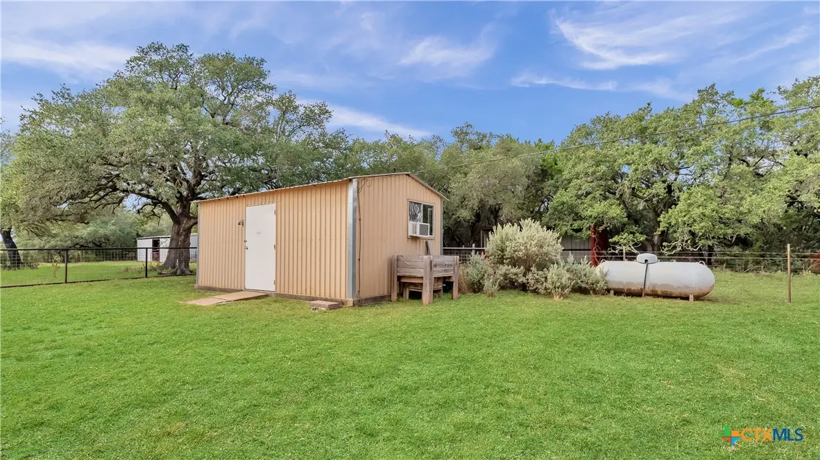 1413 Lonesome Bird, Burnet, TX 78611 - #1