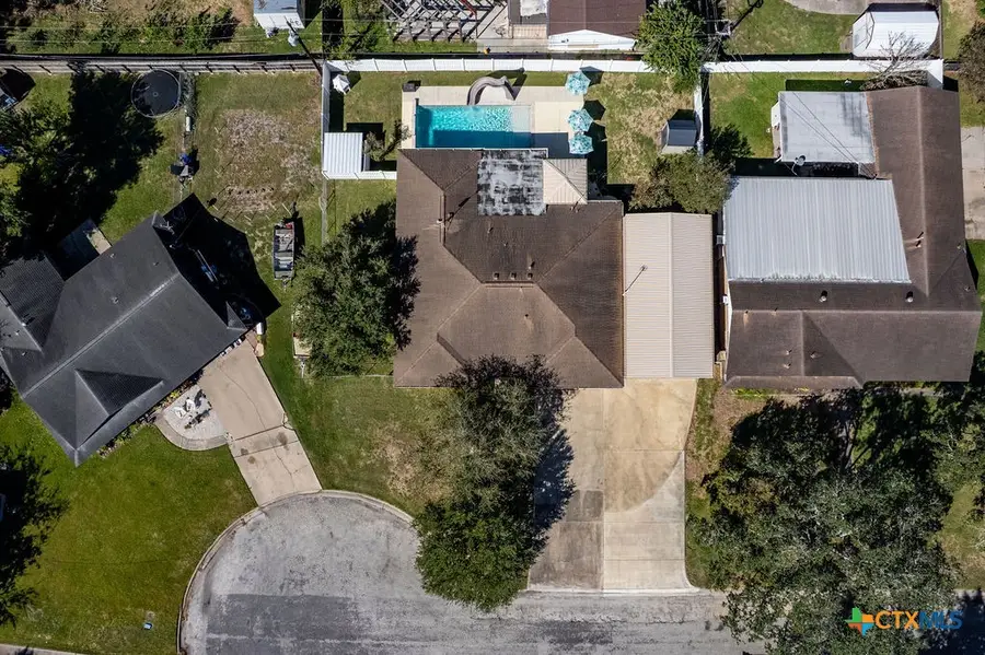 105 Brentwood Place, Port Lavaca, TX 77979 - Image #2