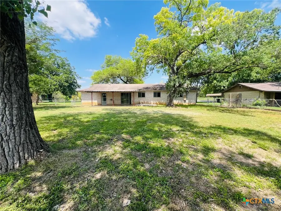 212 Brook Street, Seguin, TX 78155 - Image #3