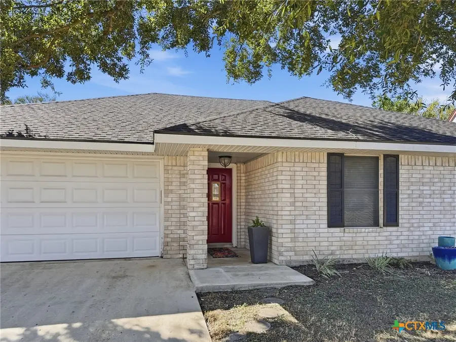 569 Kellys Way, New Braunfels, TX 78130 - Image #2