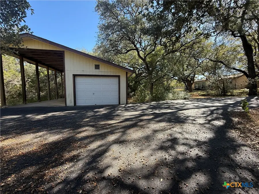 3290 River Oaks Drive, New Braunfels, TX 78132 - Image #3