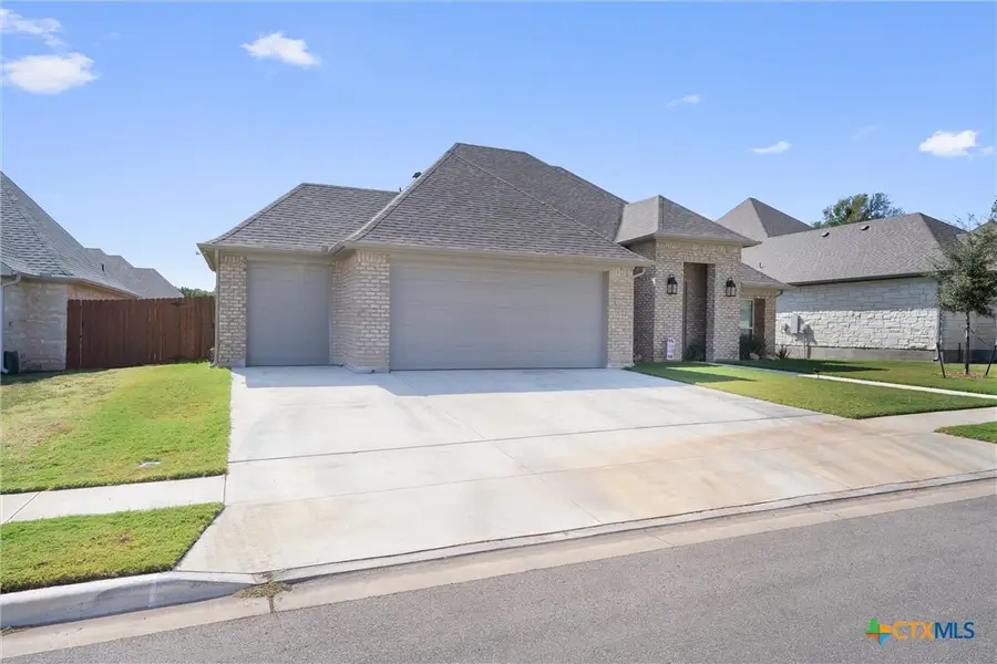 1219 Logan Boulevard, Salado, TX 76571 - Image #2
