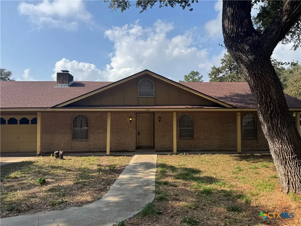 105 Pecan Drive, Victoria, TX 77905 - Image #1