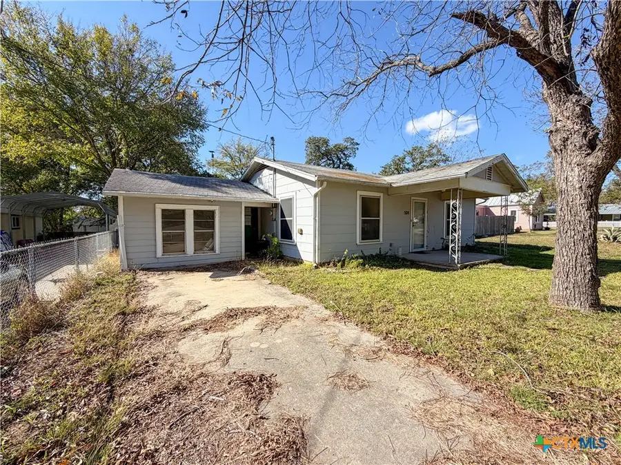 504 S Boundary Street, Burnet, TX 78611 - Image #2