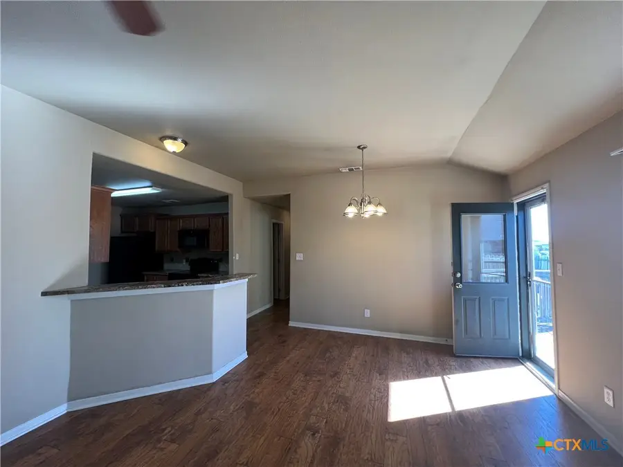 3102 Baldwin Loop, Killeen, TX 76549 - Image #2