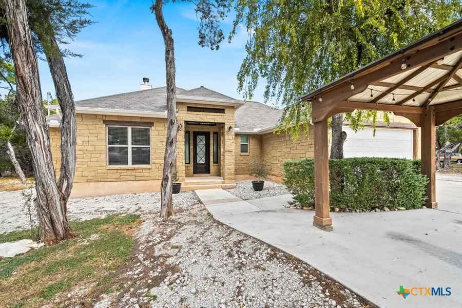 267 Eagle Rock Road, Spring Branch, TX 78070 - Image #2