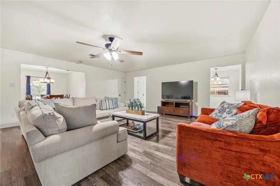 1227 E Avenue H, Nolanville, TX 76559 - Image #3