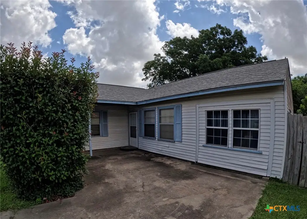 119 Runnels Street, Port Lavaca, TX 77979 - Image #1