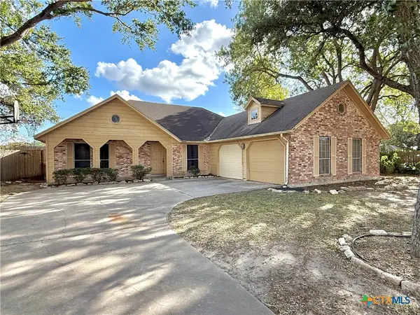 107 Bramble Bush Lane, Victoria, TX 77904