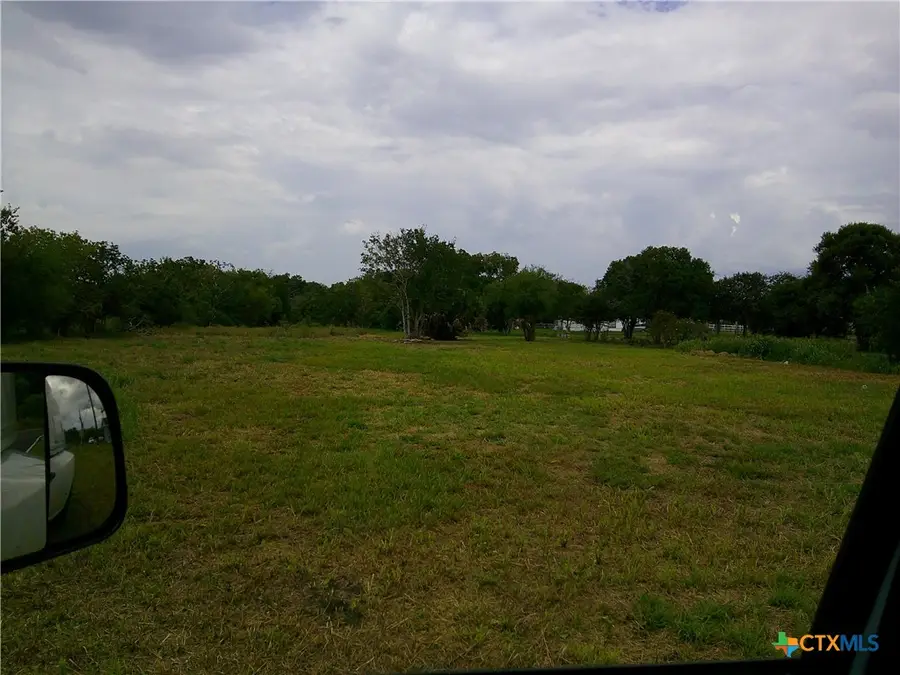 2604 Dudley Street, Victoria, TX 77901 - Image #2