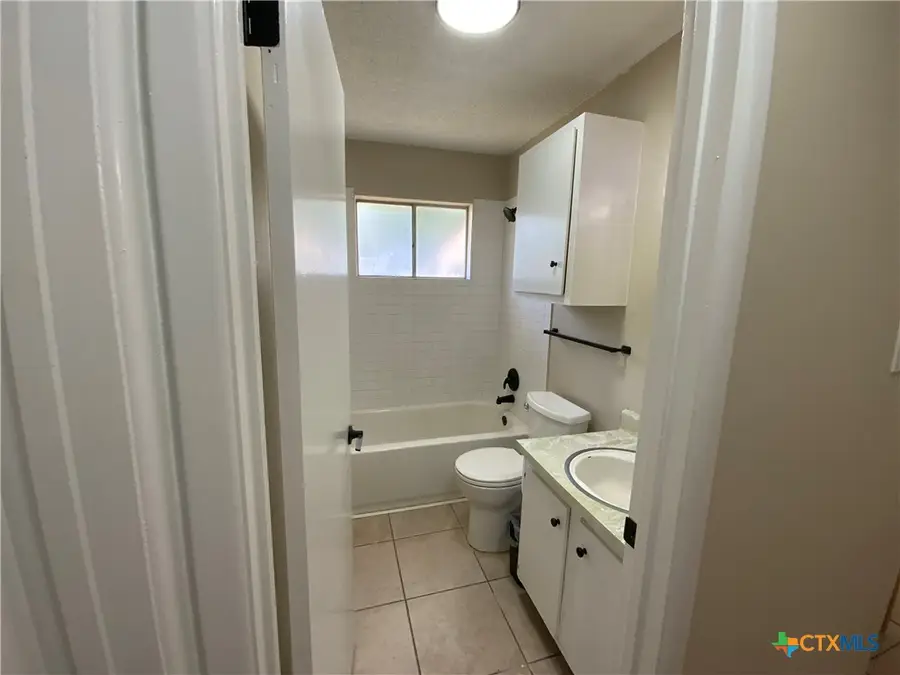 304 Deborah Drive, Converse, TX 78109 - Image #3