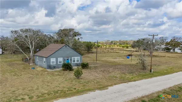 1296 Brownson Road, Victoria, TX 77905