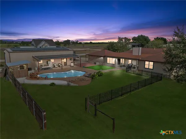 782 Santa Clara Loop, Marion, TX 78124