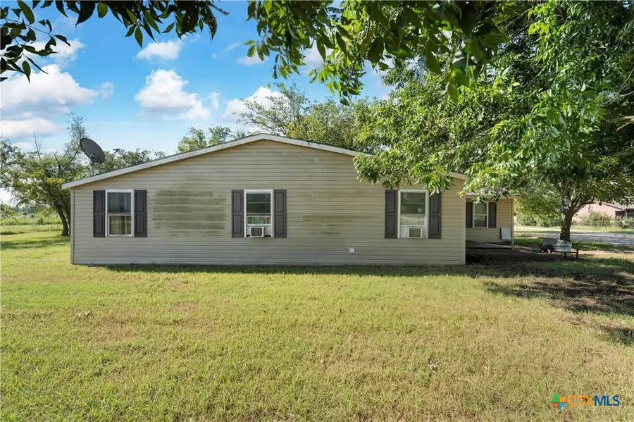 1025 Wyatt Lane, McGregor, TX 76657 - Image #2