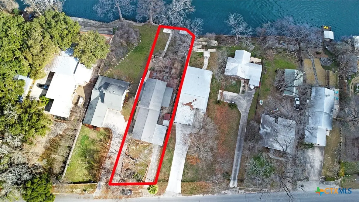 1683 Kuehler Avenue, New Braunfels, TX 78130 - Image #1