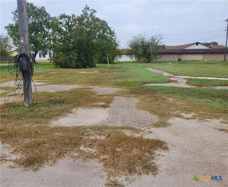510-514 S Main Street, Seadrift, TX 77983 - Image #1