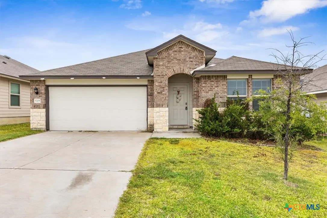 5705 Amelia Earhart Boulevard, Killeen, TX 76543 - Image #1