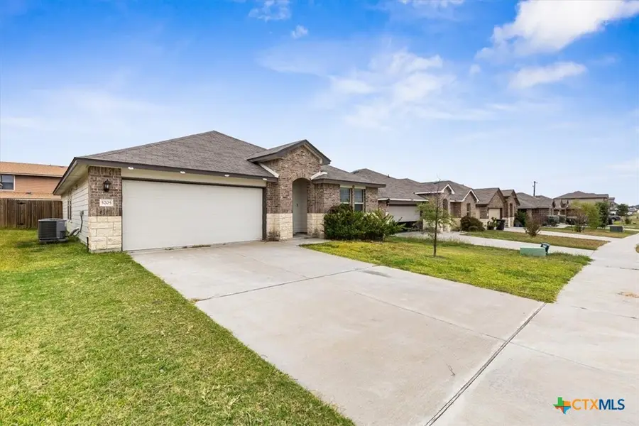 5705 Amelia Earhart Boulevard, Killeen, TX 76543 - Image #2
