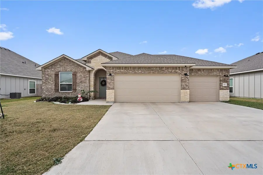 1913 Zabcikville Drive, Temple, TX 76502 - Image #2