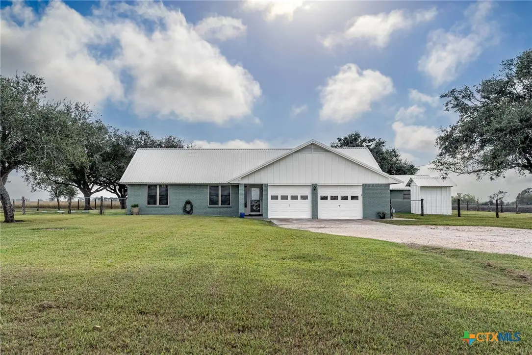 6859 State Highway 35, Port Lavaca, TX 77979 - Image #1