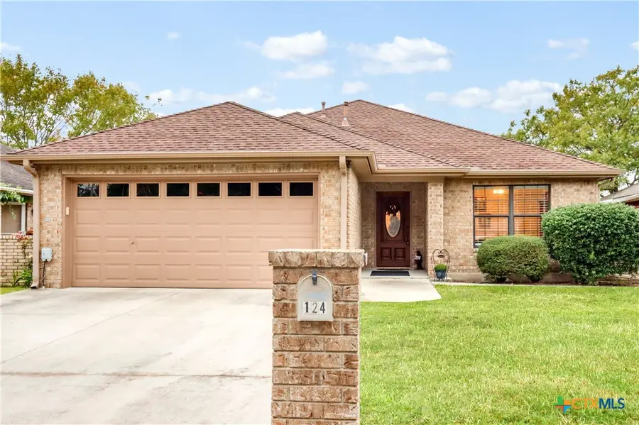 124 Gardenridge Drive, Seguin, TX 78155 - Image #2