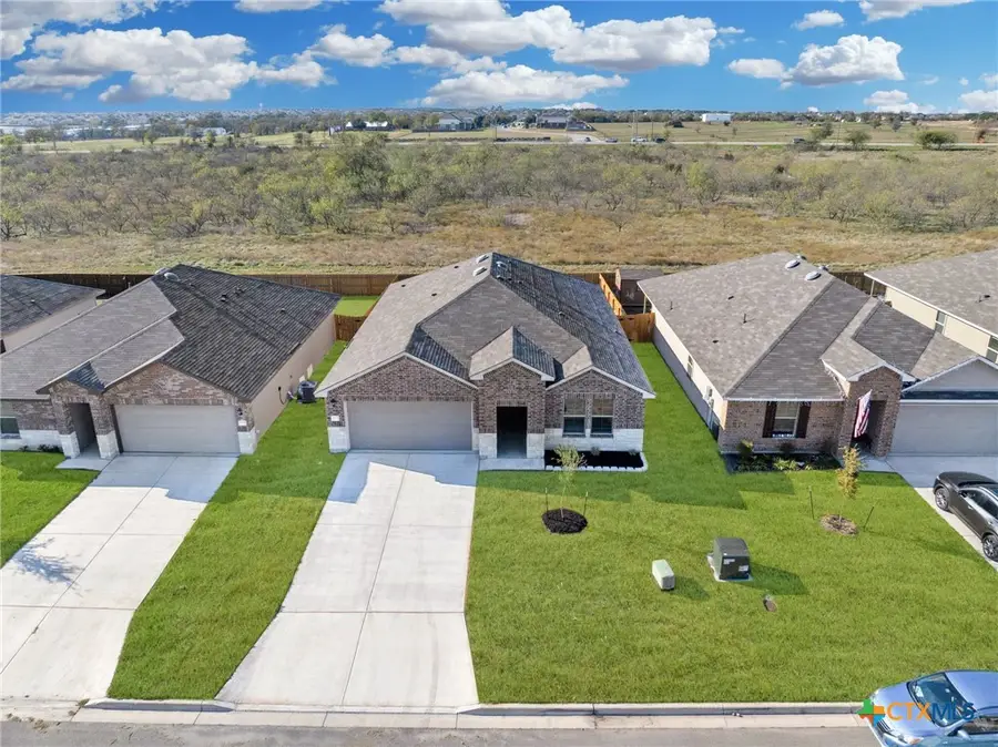 922 Stone Valley Road, Temple, TX 76502 - Image #2