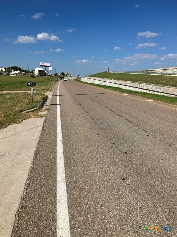 3202 S Central Avenue, Troy, TX 76579 - Image #3