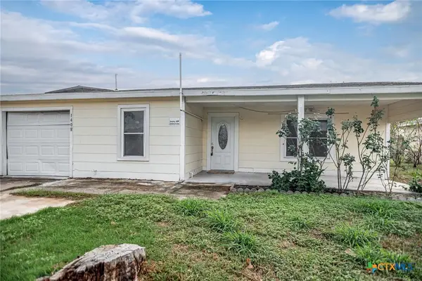 1408 Holloman Drive, Port Lavaca, TX 77979