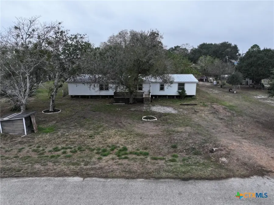 590 Lee Street, Victoria, TX 77905 - Image #2