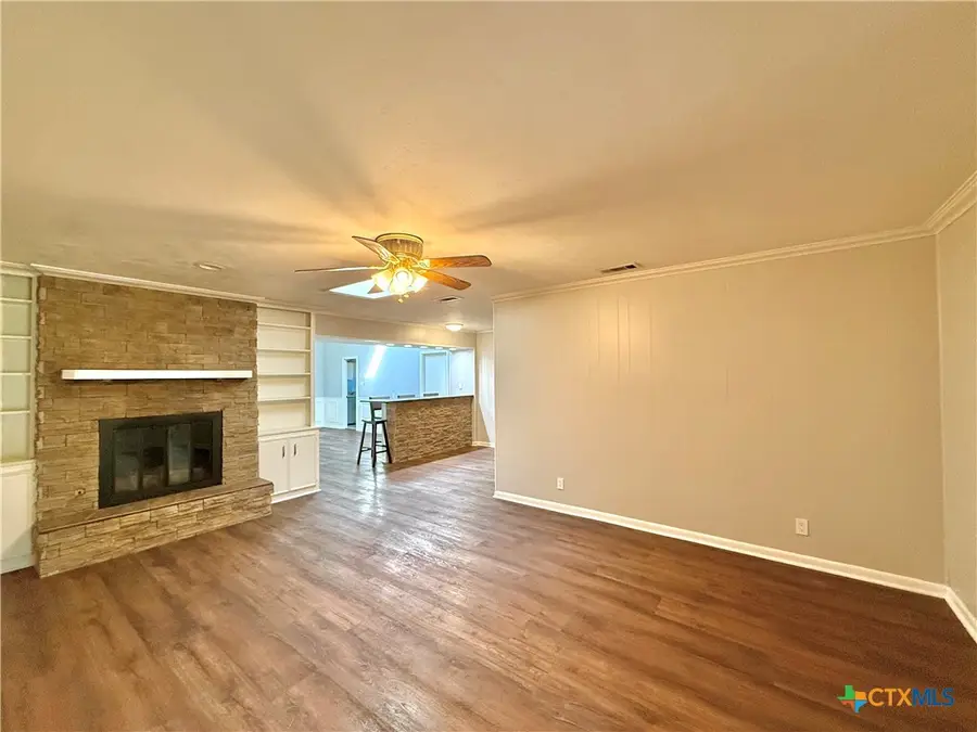 316 Buckingham Street, Victoria, TX 77904 - Image #3