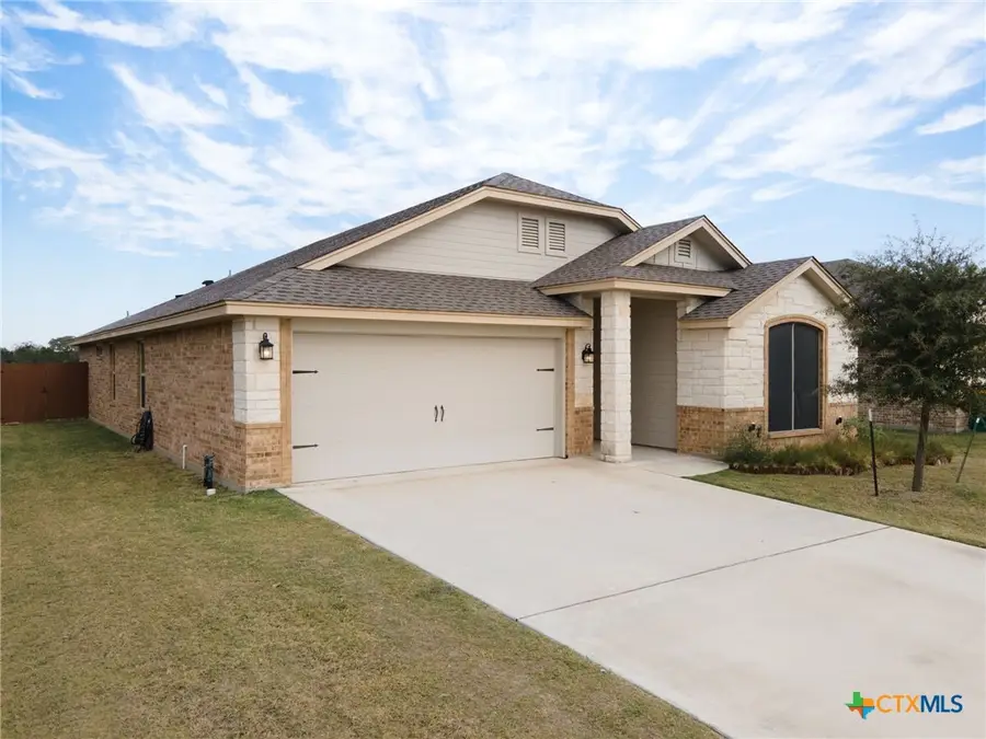 2611 Settlers Oak Drive, Belton, TX 76513 - Image #2