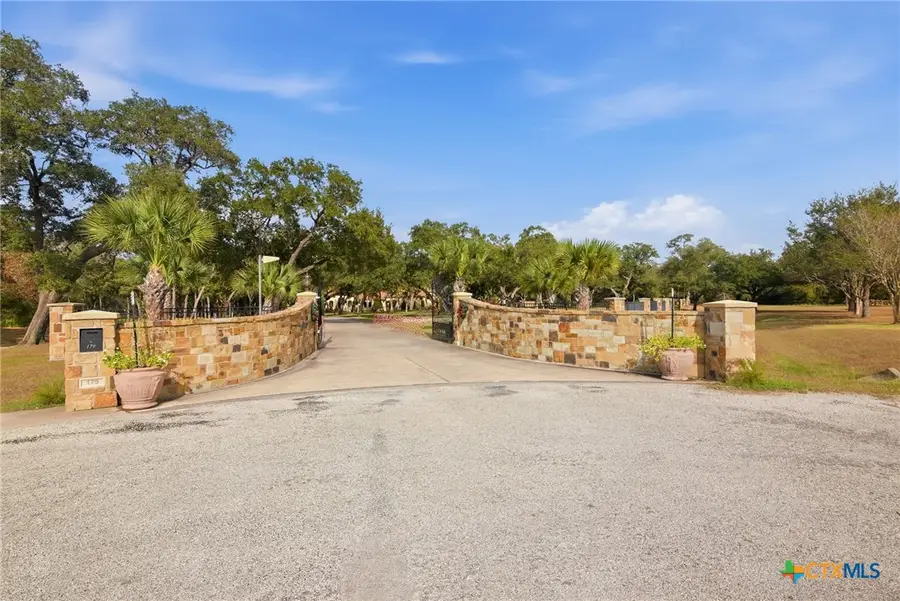 179 Post Oak Place, Inez, TX 77968 - Image #2