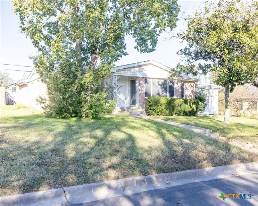 708 S 32nd Street, Temple, TX 76501 - Image #2