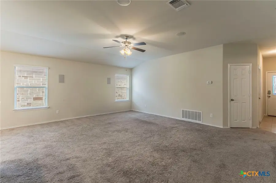 1304 Emerald Gate Drive, Temple, TX 76502 - Image #3