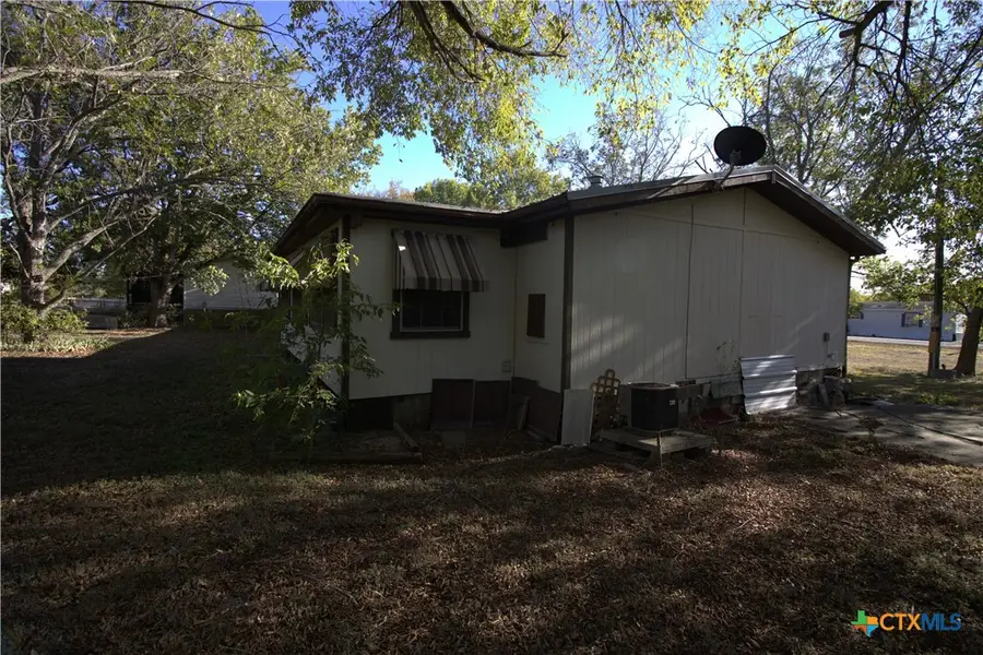 1207 Northpoint Drive, San Marcos, TX 78666 - Image #2