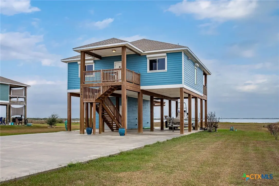 1383 Bay Point Drive, Port Lavaca, TX 77979 - Image #1