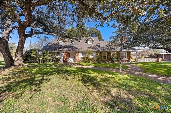 702 W Zenith Avenue, Temple, TX 76501