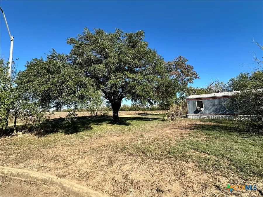 2577 Villa Vista #24, Seguin, TX 78155 - Image #2