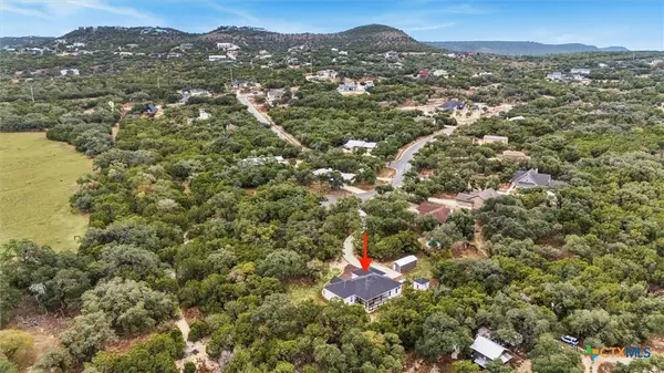 195 Crazy Horse Trail, Canyon Lake, TX 78133