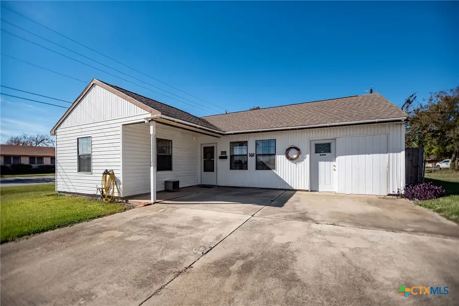 101 Lubbock Street, Port Lavaca, TX 77979 - Image #3