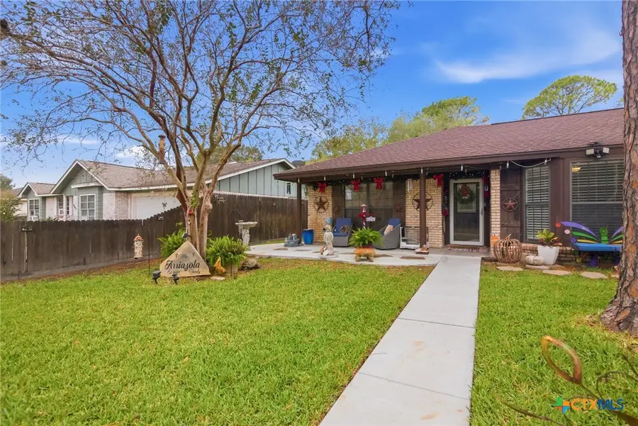 504 Yorkshire Lane, Victoria, TX 77904 - Image #3