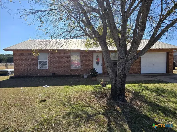 3416 Crown Drive, Gatesville, TX 76528
