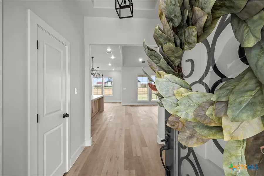 7921 Rock Crest Drive, Moody, TX 76557 - Image #2