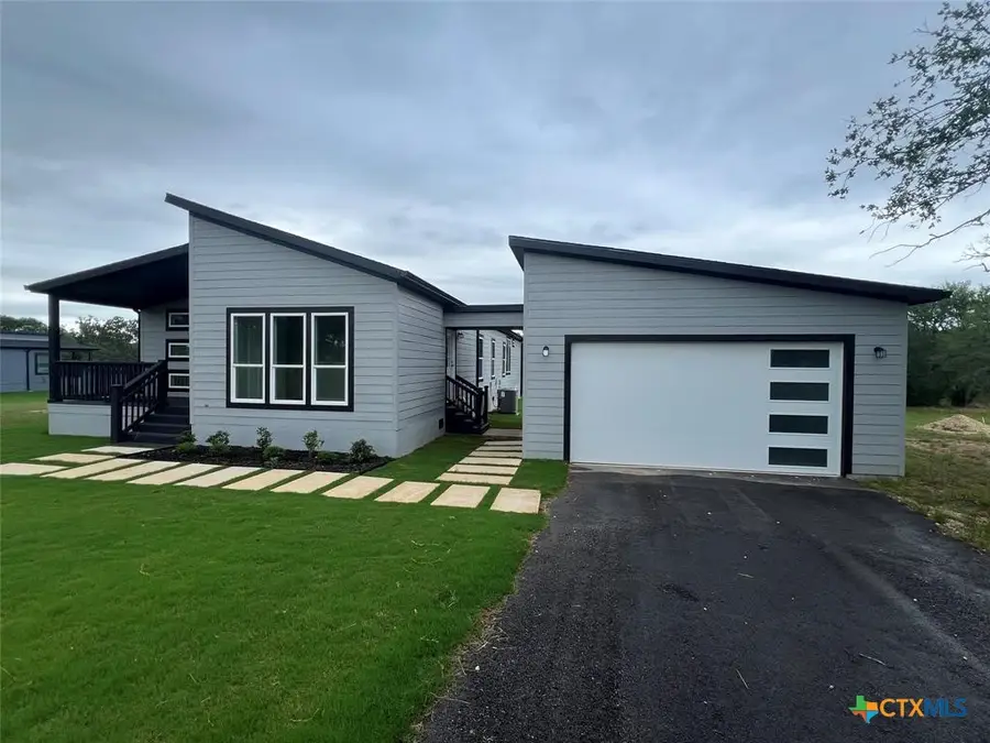 850 Chamberlin Road, Dale, TX 78616 - Image #2