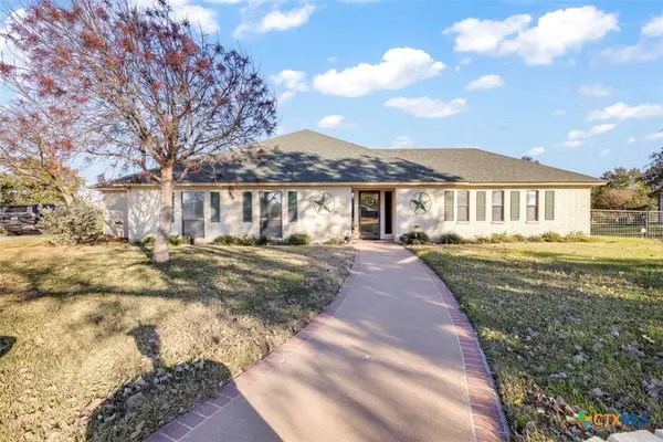 664 County Road 300, Hamilton, TX 76531