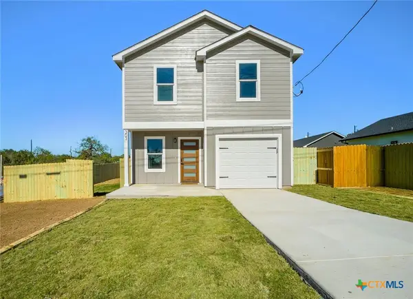 303 Cedarhill Drive, Marble Falls, TX 78654